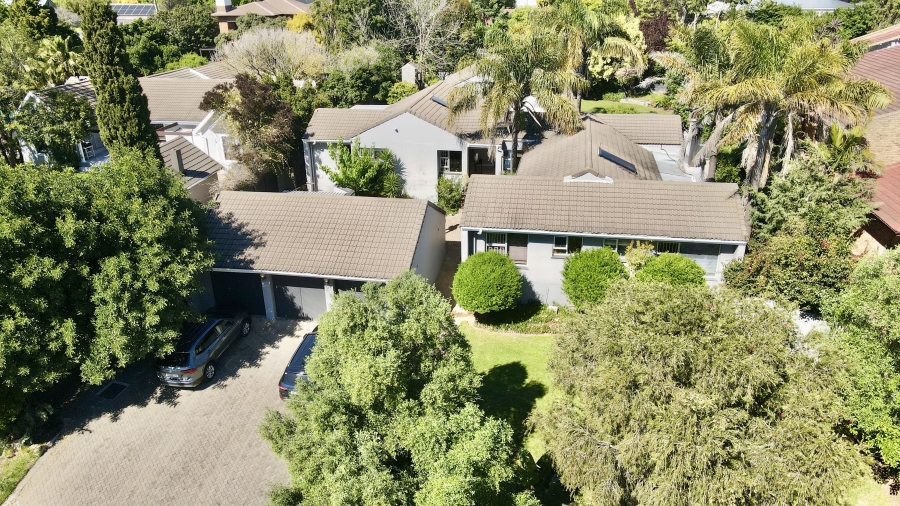 4 Bedroom Property for Sale in Vierlanden Western Cape